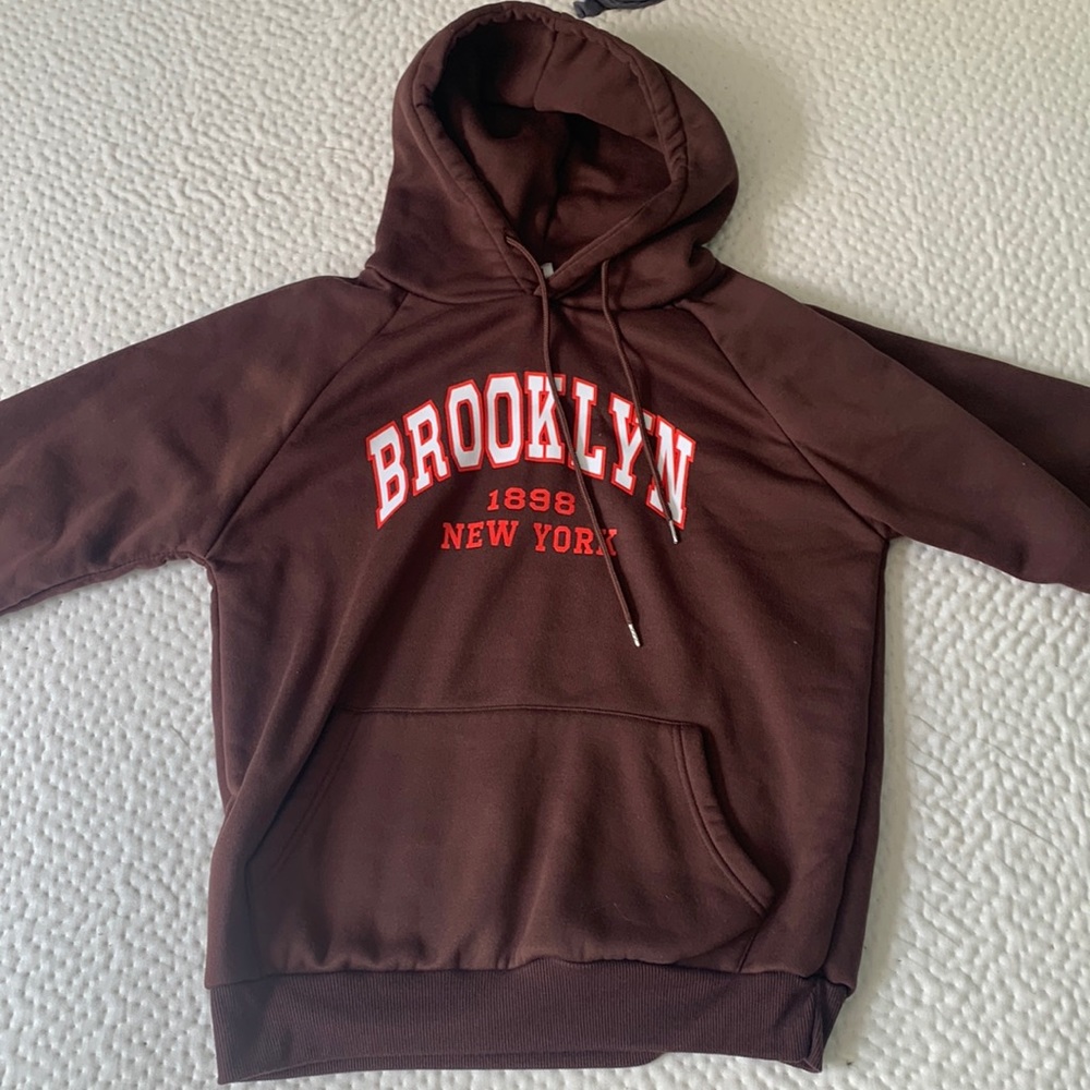 Brown sweatshirt
